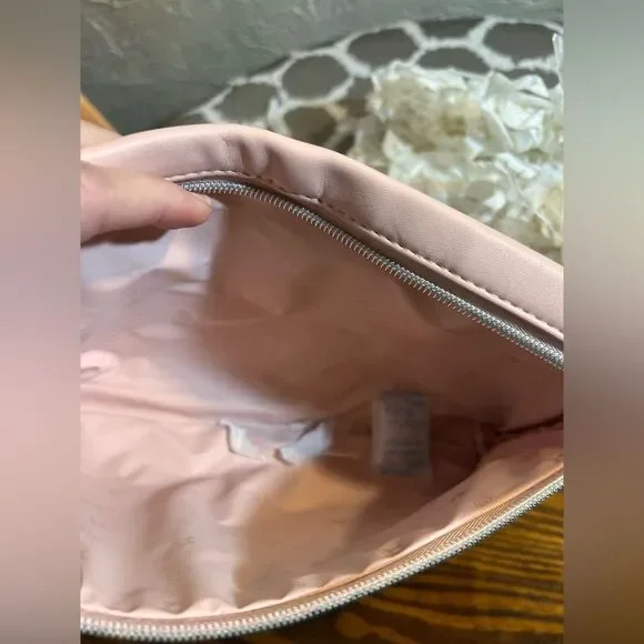 Dior Pink Cosmetic Bag NEW w Silver Beaded Accents brand new lovely charm gifts - Picture 7 of 9